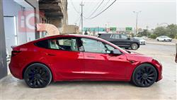 تێسلا مۆدێل 3